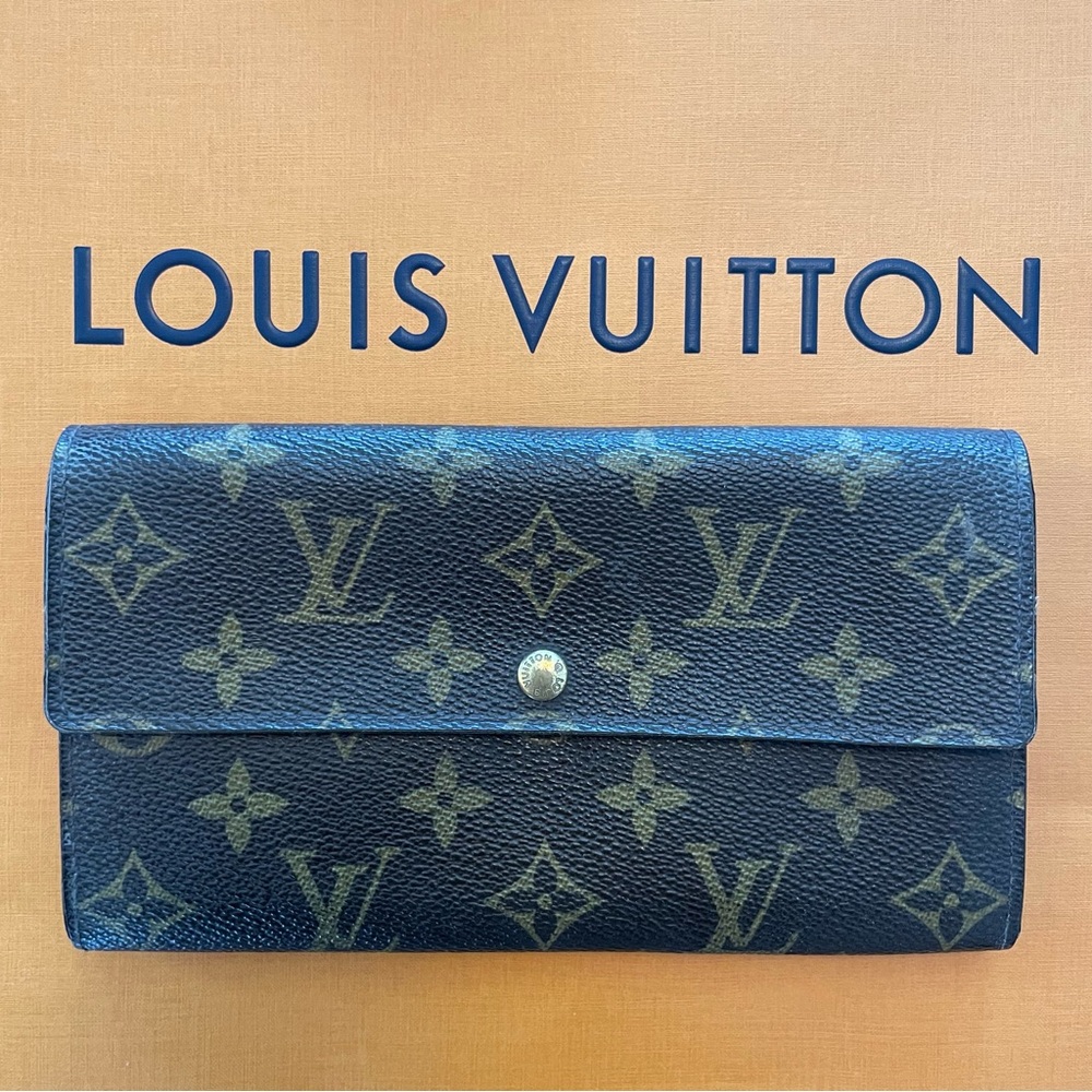 Louis Vuitton Monogram Sara Long Wallet